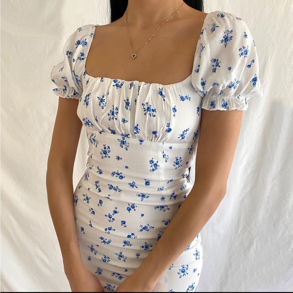 Skylar + Madison white floral smocked mini dress - Picture 2 of 11